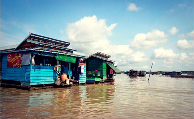 洞里萨湖（Tonle Sap）